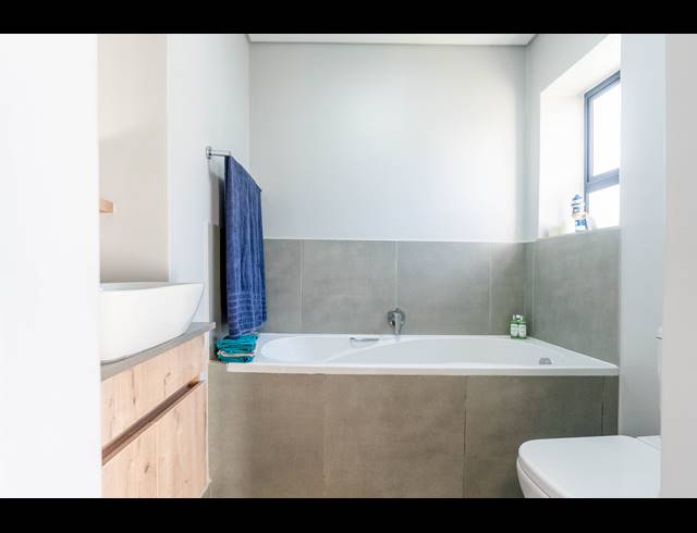 2 BEDROOM TOWNHOUSE FOR SALE IN HARTLAND LIFESTYLE ESTATE
